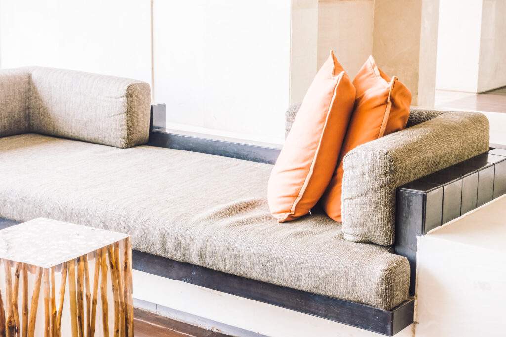 Tipos de sofás para el salón: chaise longue, rinconera, relax o modular
